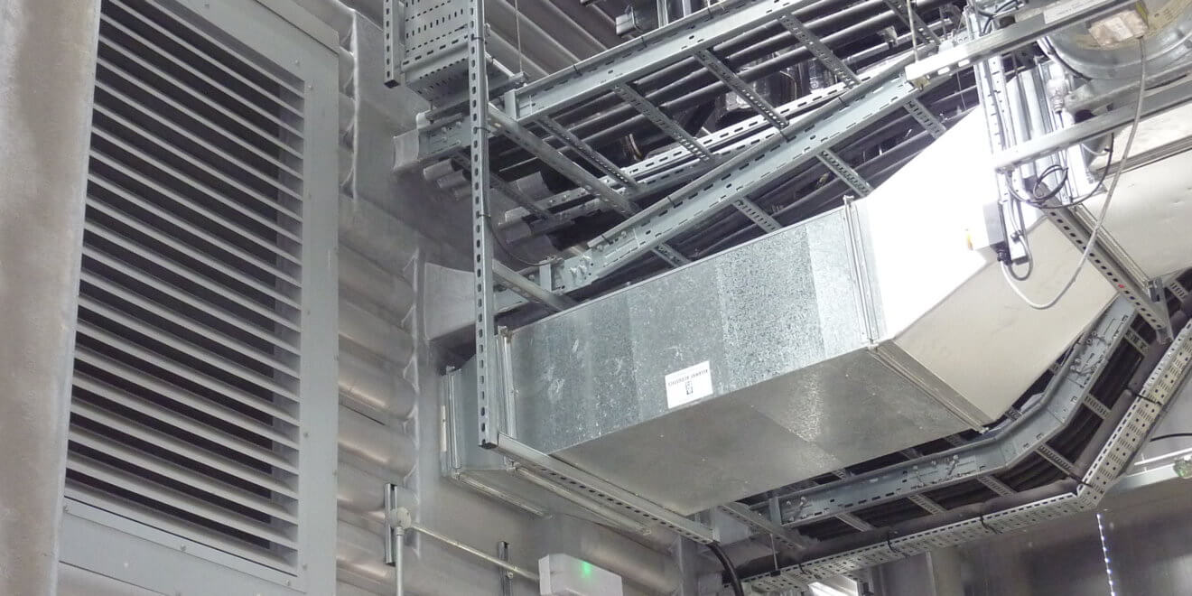 Weatherproofing of vertical penetrations installed on a data centre